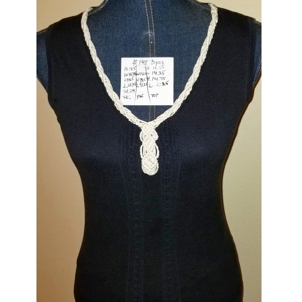 ✅#148B Jones Wear knit blue Top macrame S